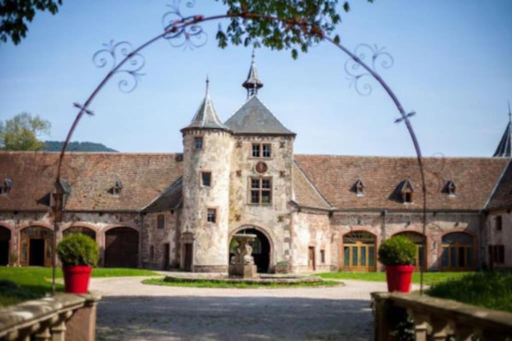 Le Patio Du Chateau De Thanville Экстерьер фото